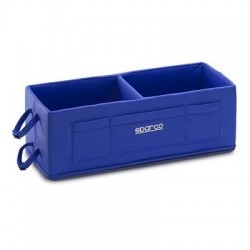 NEUER BLAUER HELMTRAEGER